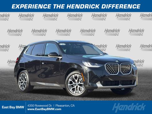 Used 2025 BMW X3 xDrive30i w/ Convenience Package image 1