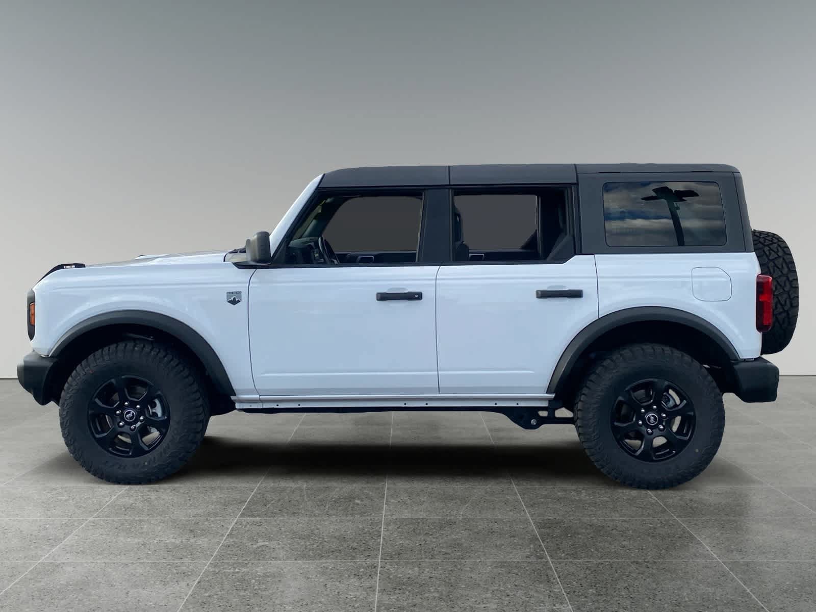Used 2025 Ford Bronco Big Bend AWD/4WD image 2