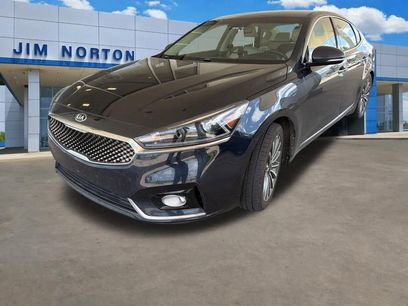Used 2017 Kia Cadenza Premium