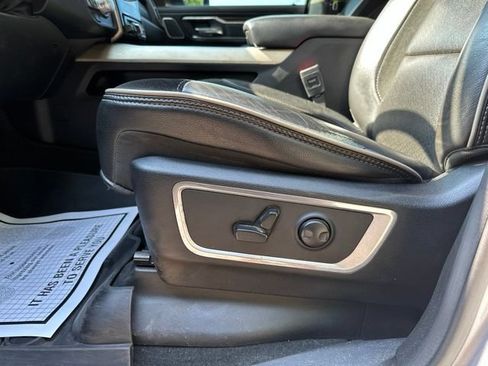 Used 2022 RAM 1500 Laramie AWD/4WD image 19