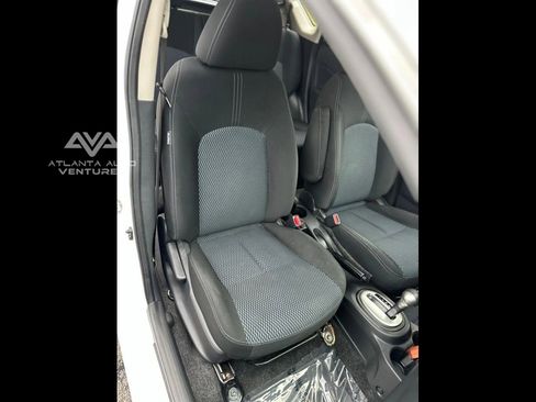 Used 2018 Nissan Versa Note SV image 22