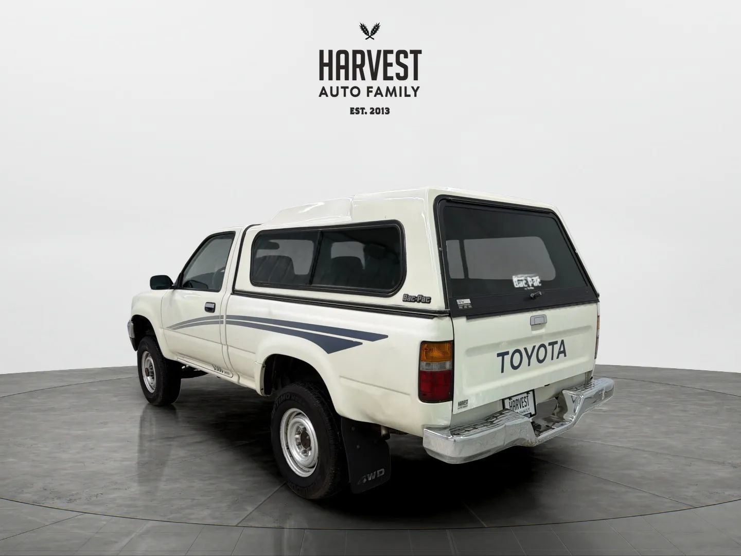 Used 1990 Toyota Pickup Deluxe AWD/4WD image 4
