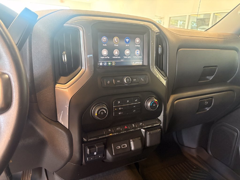 Used 2021 Chevrolet Silverado 1500 Custom w/ LPO, Dark Essentials Package AWD/4WD image 19