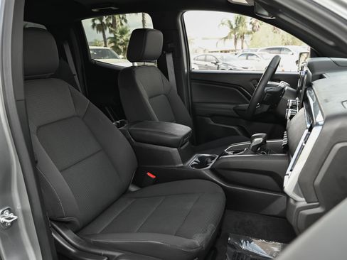 Used 2026 GMC Canyon Elevation image 38