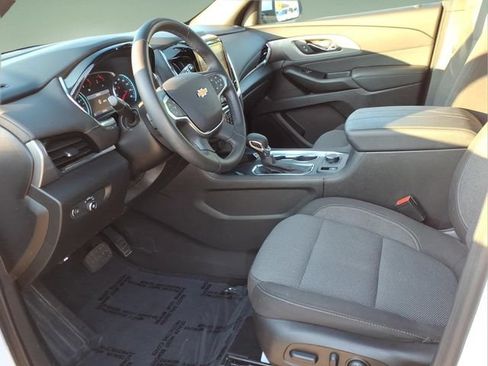 Used 2023 Chevrolet Traverse LT w/ LPO, Floor Liner Package AWD/4WD image 11