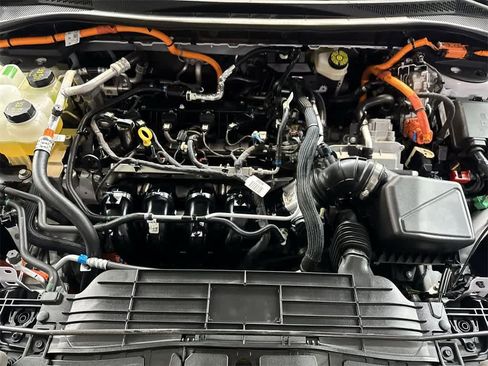 Used 2025 Ford Escape PHEV image 12