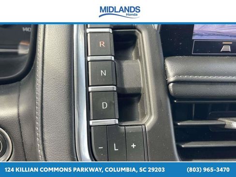 Used 2021 Chevrolet Suburban LT w/ Rear Media and Nav Package AWD/4WD image 30