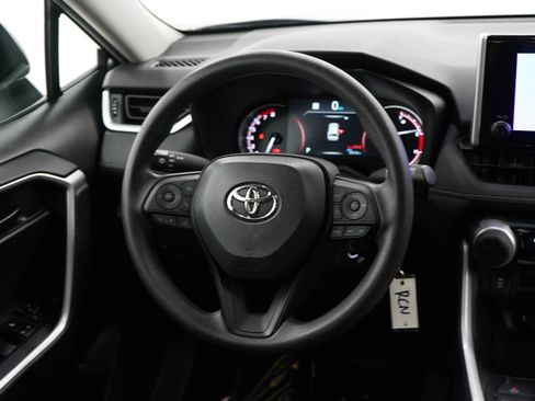 Used 2023 Toyota RAV4 LE AWD/4WD image 14