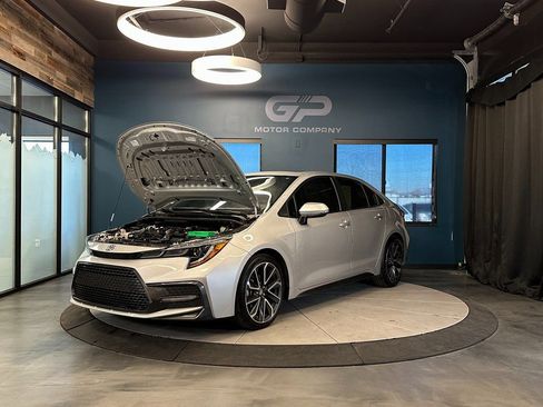 Used 2020 Toyota Corolla SE w/ SE Premium Package image 22