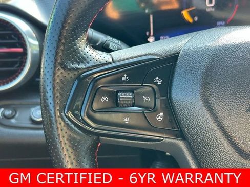 Used 2025 Chevrolet Trax RS w/ Sunroof Package image 22