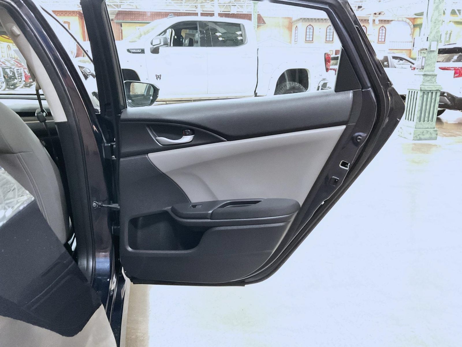 Used 2019 Honda Civic LX image 17