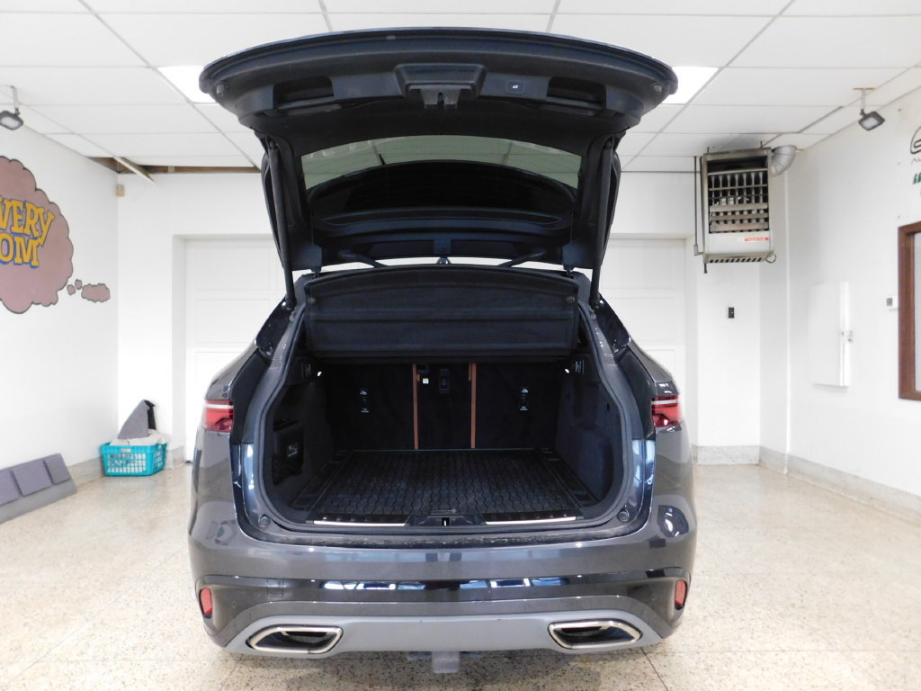 Used 2023 Jaguar F-PACE R-Dynamic S AWD/4WD image 62