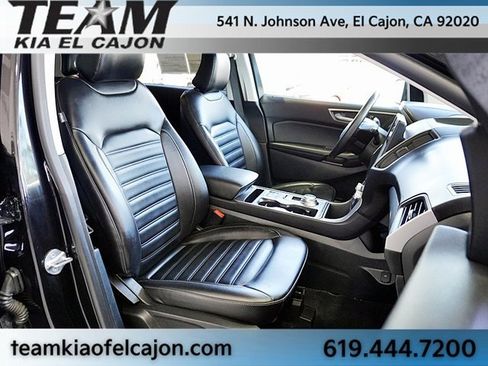 Used 2023 Ford Edge SEL image 12