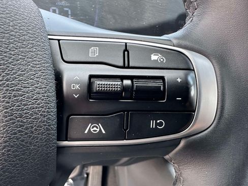 Used 2025 Kia Sportage EX w/ Premium Package AWD/4WD image 14
