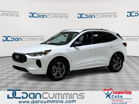 Used 2023 Ford Escape ST-Line w/ Tech Pack #1 AWD/4WD image 1