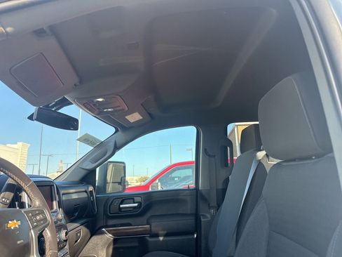 Used 2022 Chevrolet Silverado 2500 LT w/ Fleet Comfort Package image 12