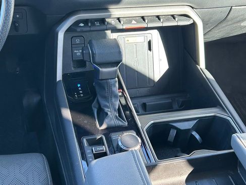 Used 2023 Toyota Tundra Limited image 22