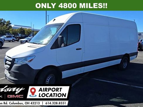 Used 2019 Mercedes-Benz Sprinter 170 image 4