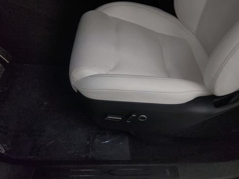 Used 2024 Tesla Model X AWD/4WD image 67