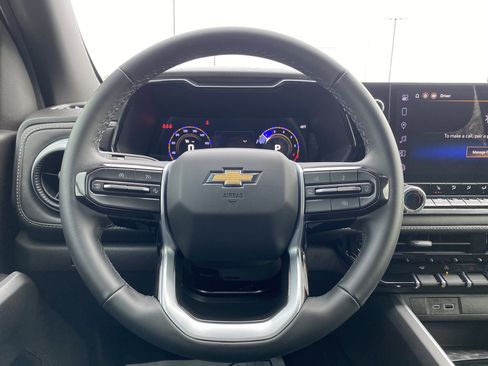 Used 2026 Chevrolet Colorado LT image 18