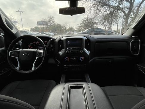 Used 2021 Chevrolet Silverado 1500 RST image 10