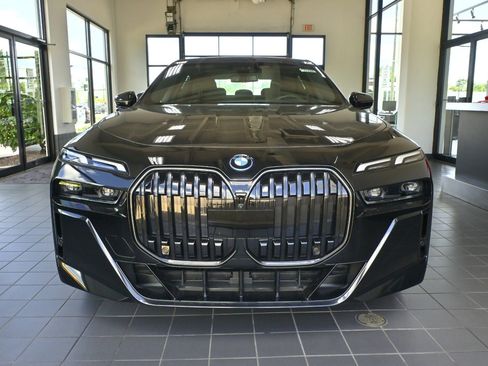 New 2024 BMW i7 eDrive50 w/ M Sport Package image 8