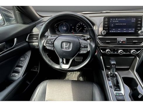 Used 2022 Honda Accord Sport image 6