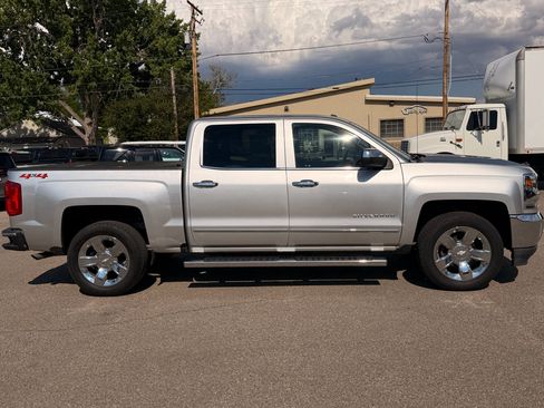 Used 2018 Chevrolet Silverado 1500 LTZ w/ Sport Package AWD/4WD image 5