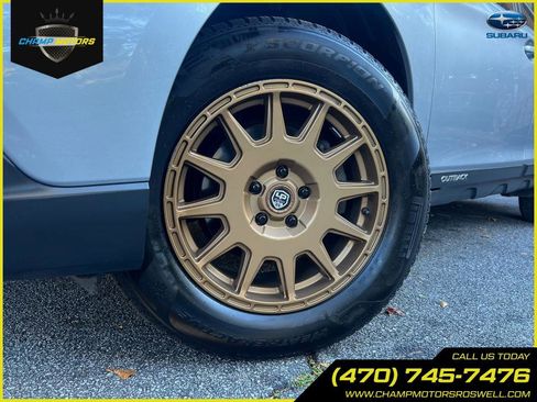 Used 2019 Subaru Outback 2.5i Premium image 3