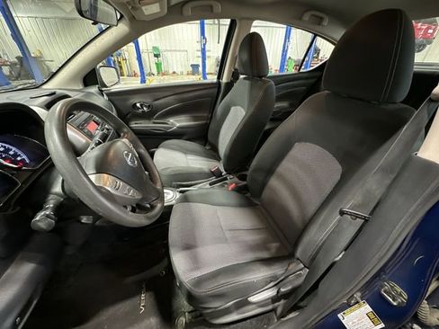 Used 2018 Nissan Versa SV image 17