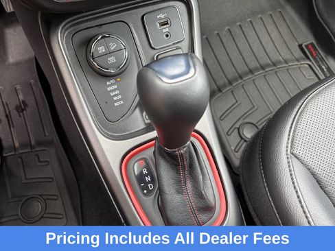 Used 2021 Jeep Compass Trailhawk AWD/4WD image 19