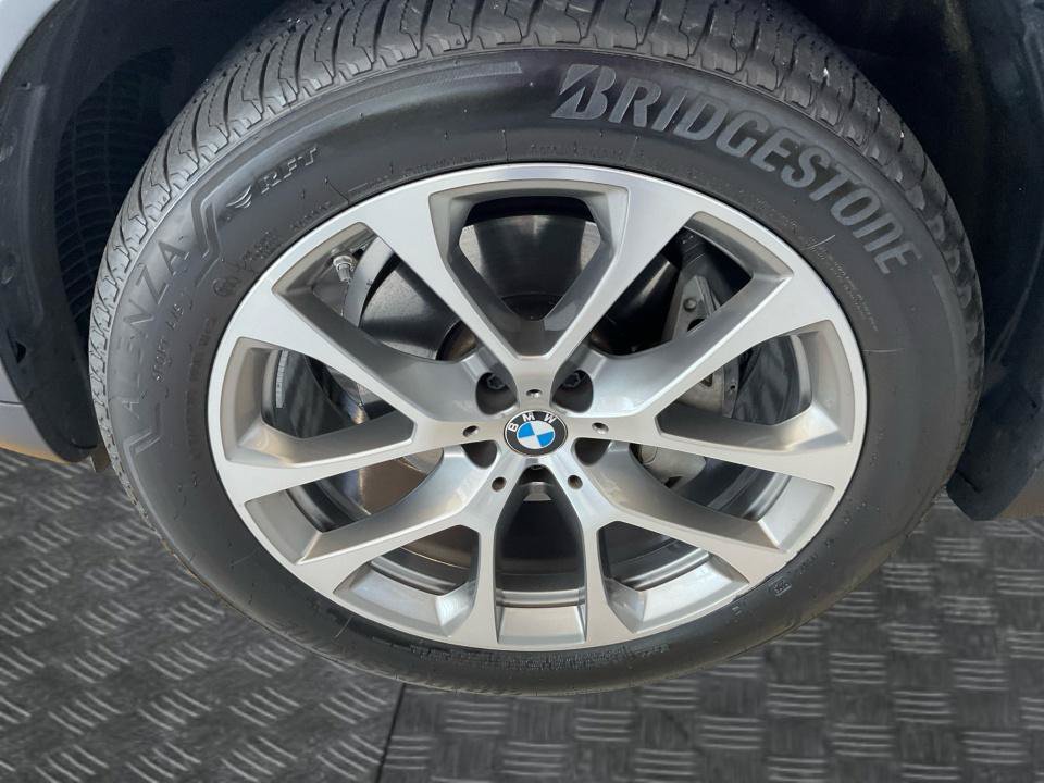 Used 2024 BMW X5 xDrive40i w/ Premium Package AWD/4WD image 27