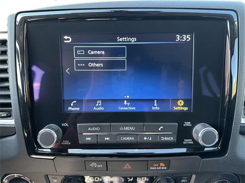 Used 2024 Nissan Frontier SL w/ Technology Package image 29