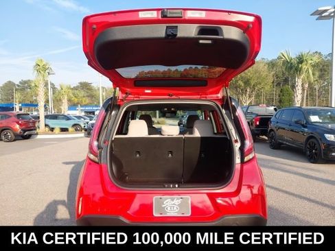 Certified 2025 Kia Soul LX FWD image 24
