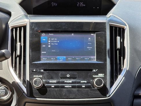 Used 2021 Subaru Forester Premium image 22