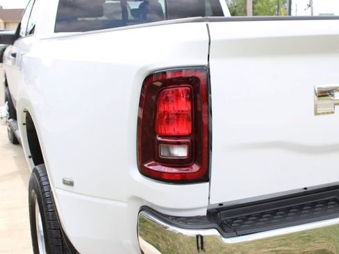 Used 2025 RAM 3500 Tradesman AWD/4WD image 35