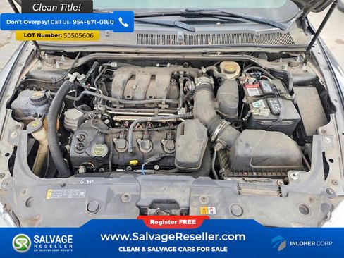 Used 2015 Ford Taurus Limited w/ Equipment Group 301A FWD image 15
