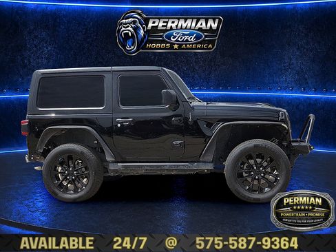 Used 2018 Jeep Wrangler Rubicon AWD/4WD image 5