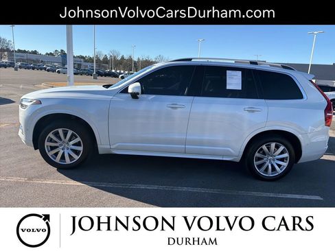 Used 2018 Volvo XC90 T5 Momentum w/ Convenience Package image 15