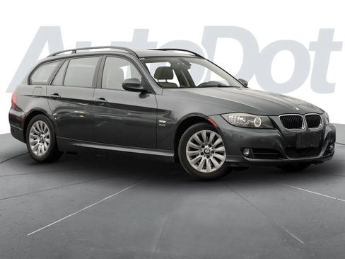 Used 2009 BMW 328i xDrive Wagon image 1