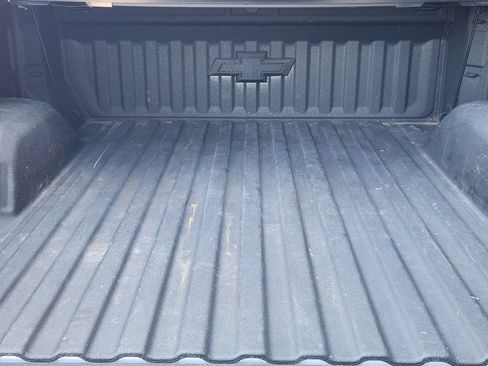 Used 2022 Chevrolet Silverado 1500 RST AWD/4WD image 25