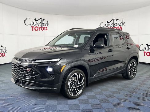 Used 2024 Chevrolet TrailBlazer RS w/ Convenience Package image 2