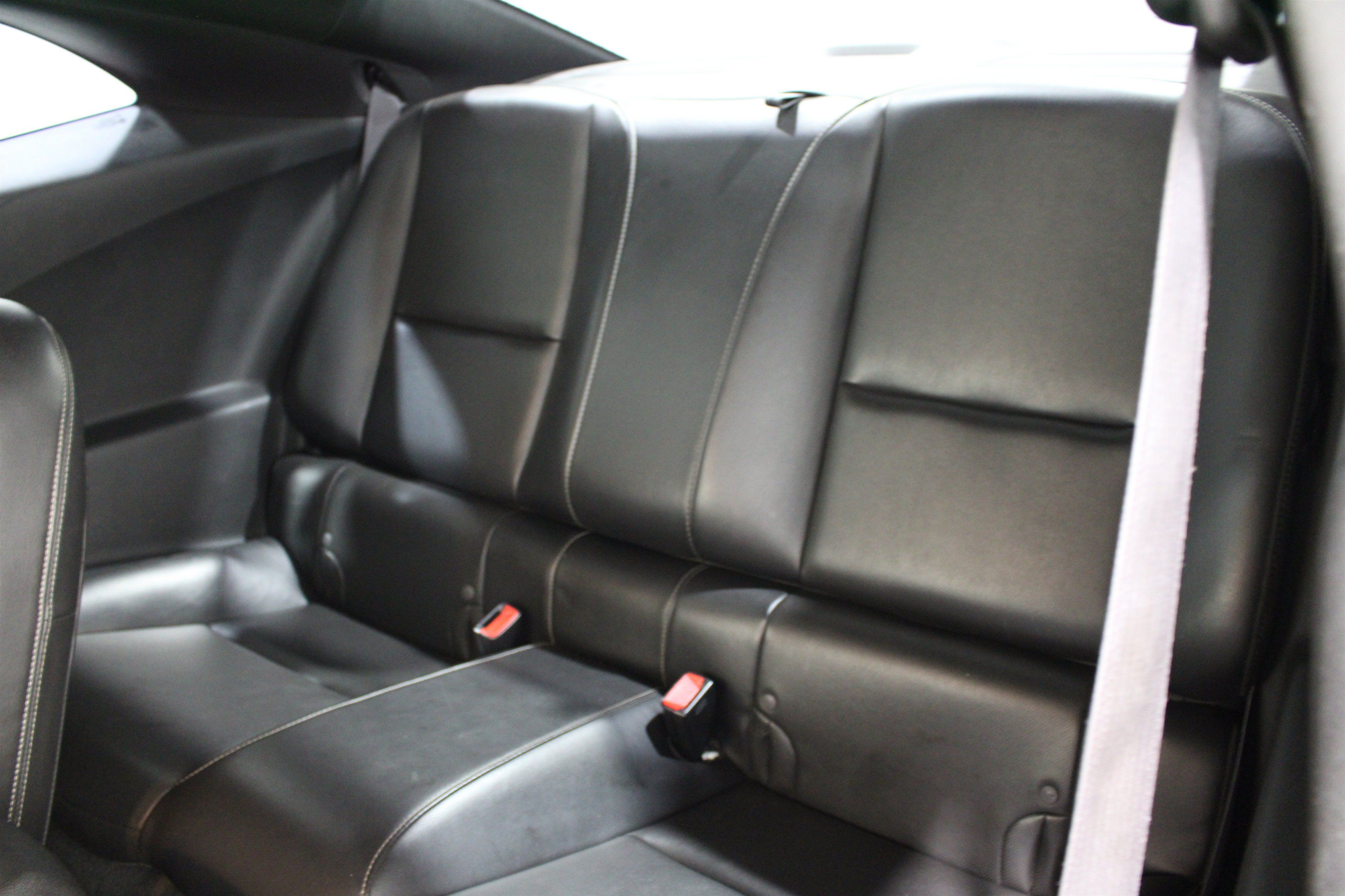 Used 2010 Chevrolet Camaro SS RWD image 21