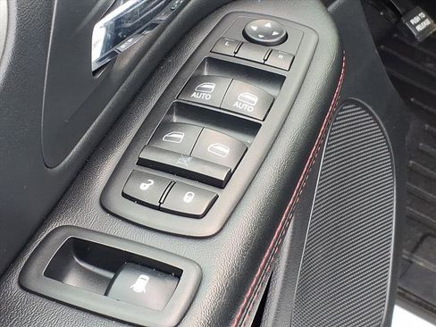 Used 2017 Dodge Grand Caravan GT image 12