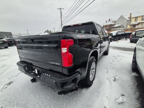 Used 2021 Chevrolet Silverado 1500 Custom image 7