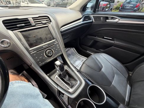 Used 2013 Ford Fusion Titanium FWD image 15