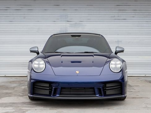 Certified 2025 Porsche 911 Carrera T image 10