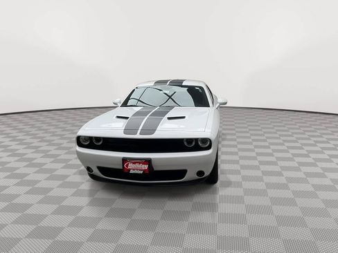 Used 2019 Dodge Challenger SXT w/ Driver Convenience Group RWD image 29