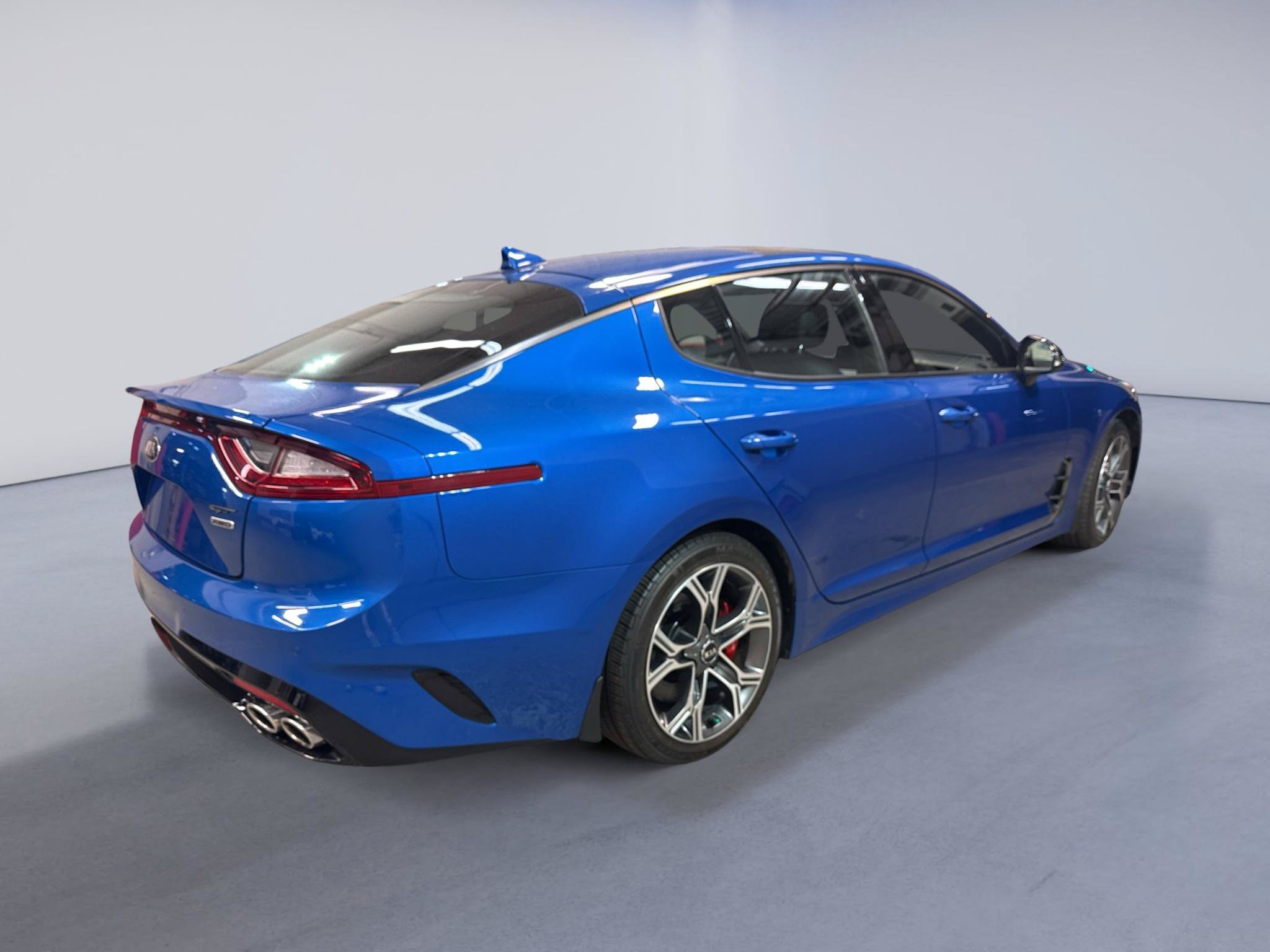 Used 2018 Kia Stinger GT1 AWD/4WD image 8