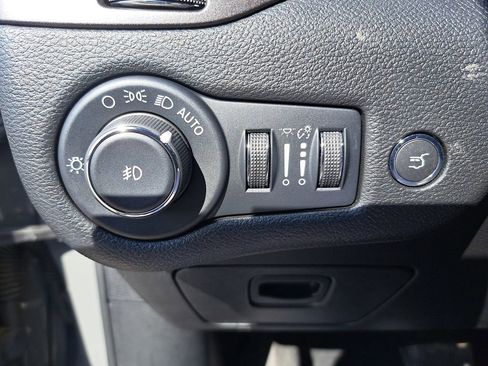 Certified 2022 Jeep Cherokee Trailhawk w/ Comfort/Convenience Group image 28